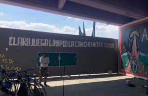 Obra pública beneficia a Televisa previo al Mundial, mientras vecinos reclaman su falta en otra parte Obra pública beneficia a Televisa previo al Mundial, mientras vecinos reclaman su falta en otra parte