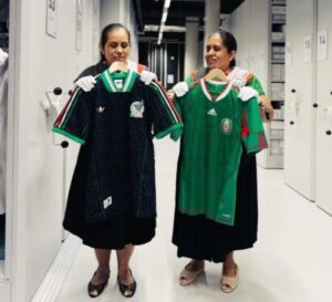 Adidas usa bordado de Naupan para uniforme de la Selección y enfrenta críticas por presunto abuso laboral Adidas usa bordado de Naupan para uniforme de la Selección y enfrenta críticas por presunto abuso laboral