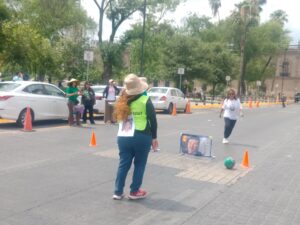 Colectivos de búsqueda protestan en primer día del Mundial en Monterrey Colectivos de búsqueda protestan en primer día del Mundial en Monterrey