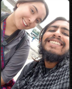 Detienen a los periodistas Axel Hernández y Ambar Ruiz; ya fueron liberados Detienen a los periodistas Axel Hernández y Ambar Ruiz; ya fueron liberados