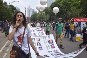 “La pelota volvió a México y los rostros de nuestros desaparecidos a las calles”: madres buscadoras “La pelota volvió a México y los rostros de nuestros desaparecidos a las calles”: madres buscadoras